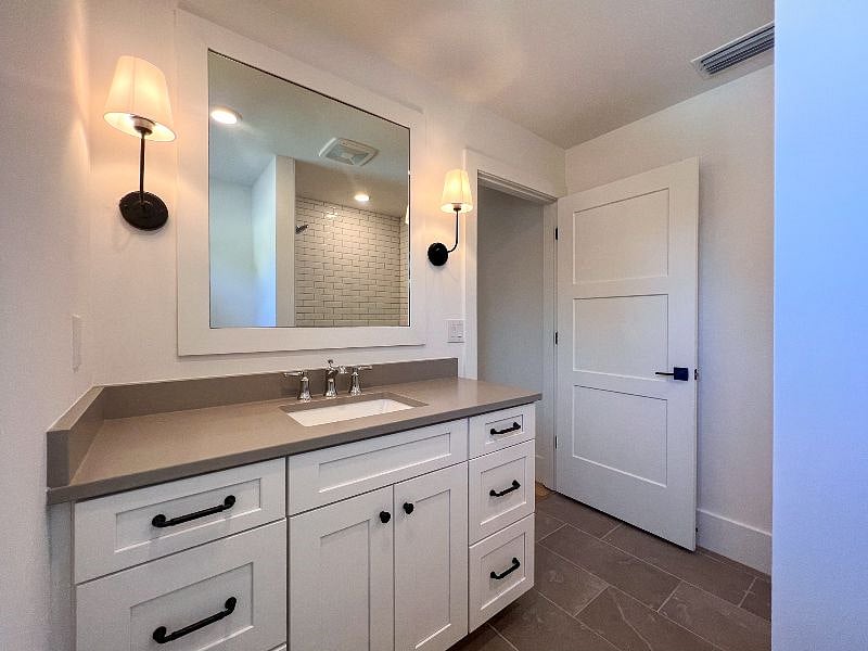 Furnished Finder property 516535_1 photo 12