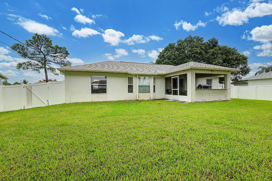 Furnished Finder property 516553_1 photo 40