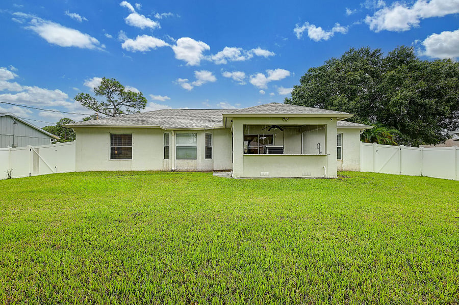 Furnished Finder property 516553_1 photo 42