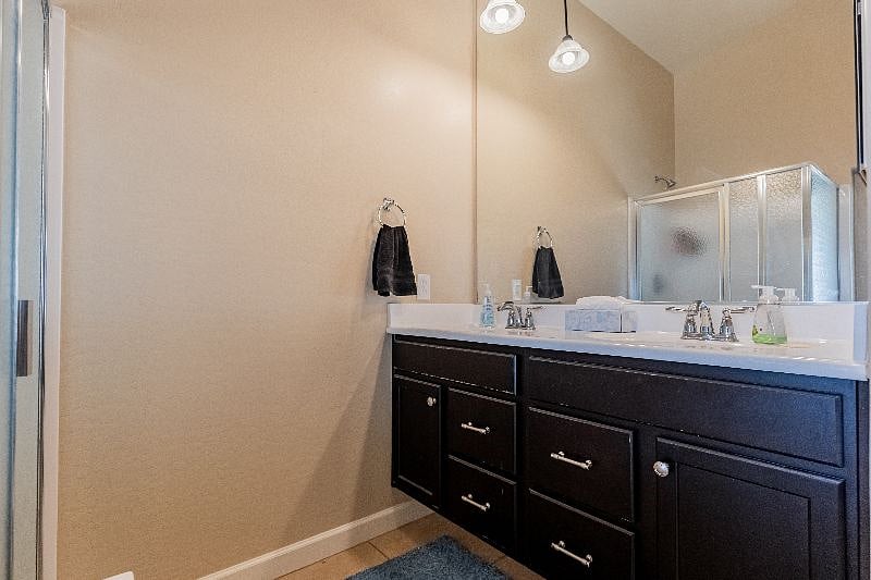 Furnished Finder property 516556_1 photo 8