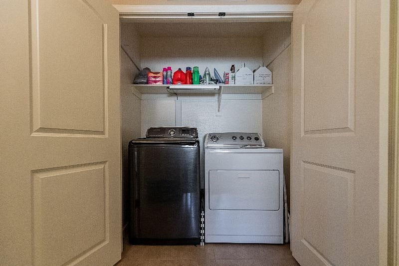 Furnished Finder property 516556_1 photo 14