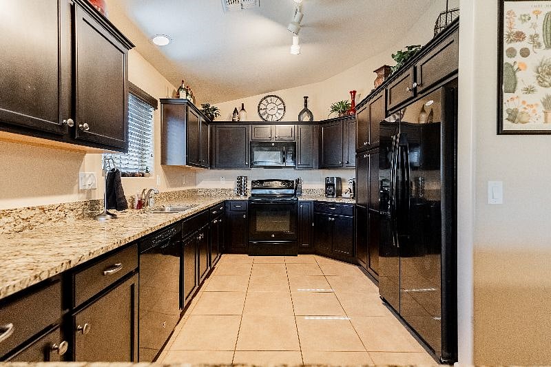 Furnished Finder property 516556_1 photo 19