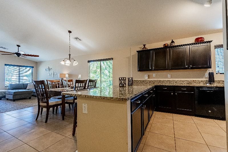 Furnished Finder property 516556_1 photo 21