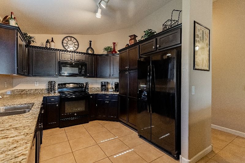 Furnished Finder property 516556_1 photo 22