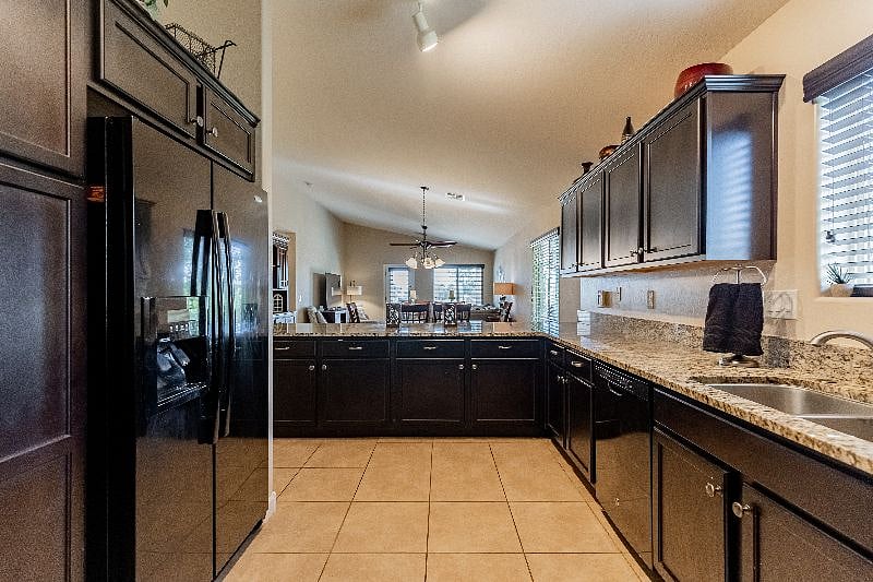 Furnished Finder property 516556_1 photo 24