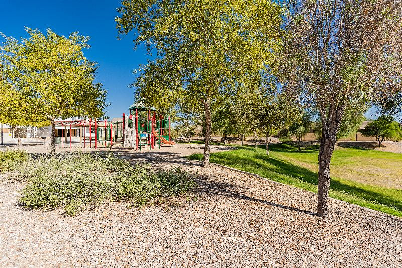 Furnished Finder property 516556_1 photo 42