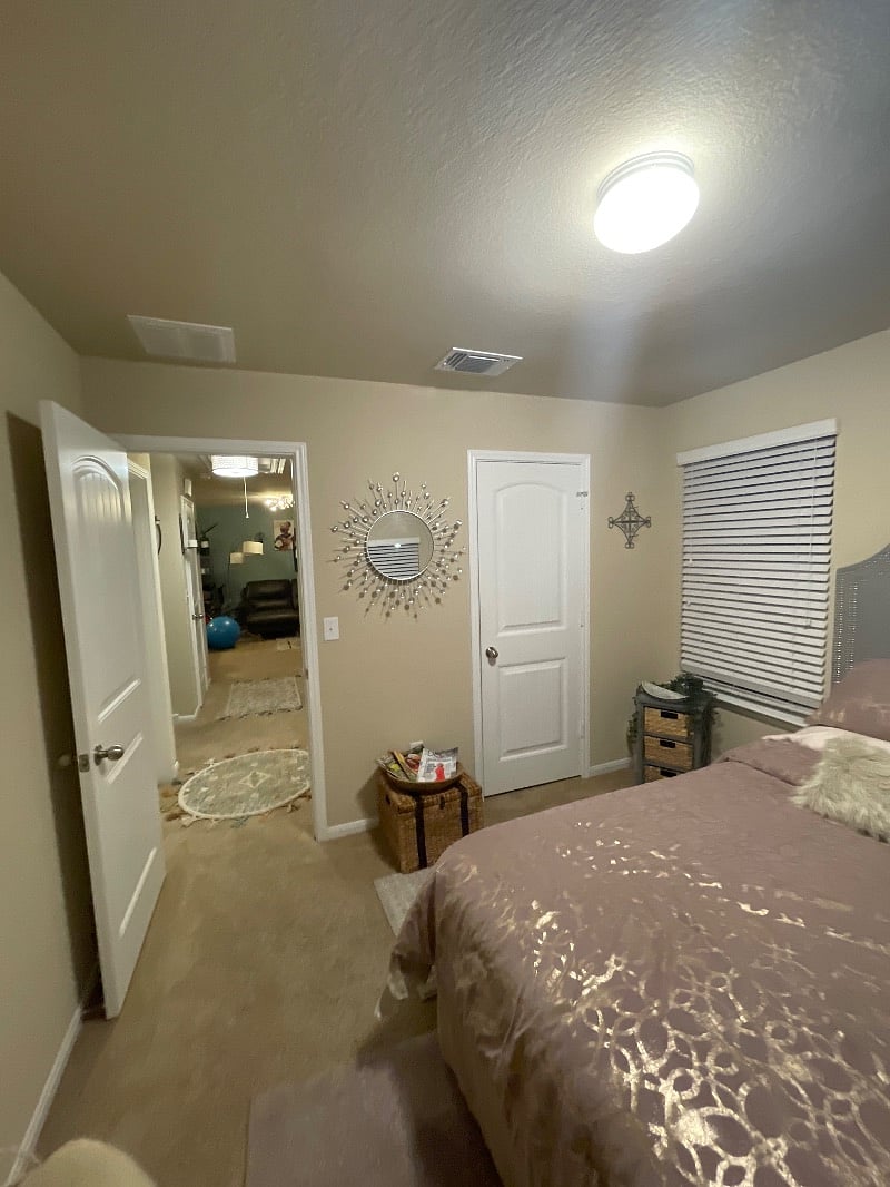 Private Bedroom - Hallway view