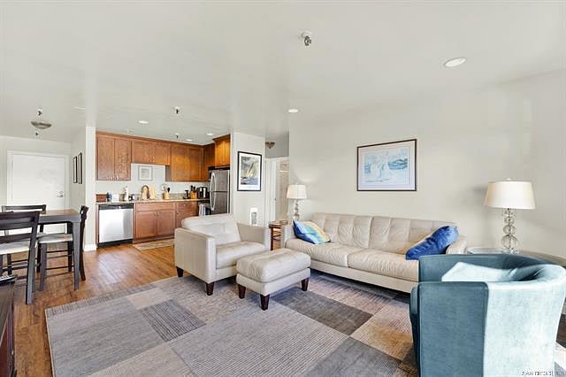 Furnished Finder property 516636_1 photo 4