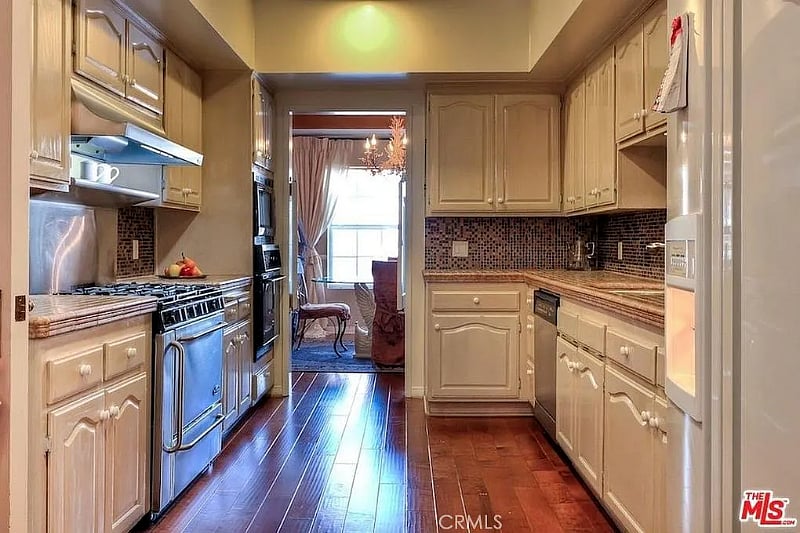 Furnished Finder property 516744_1 photo 6