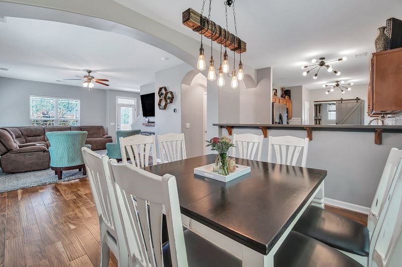 Furnished Finder property 516757_1 photo 8