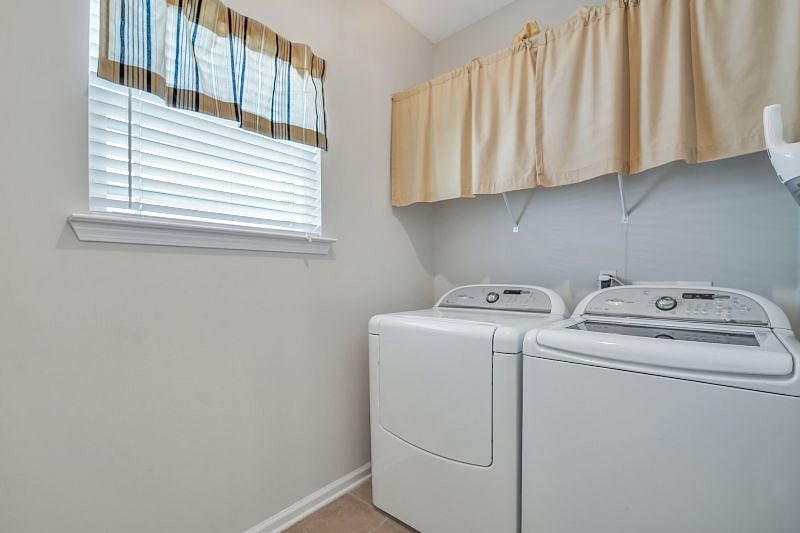 Furnished Finder property 516757_1 photo 14