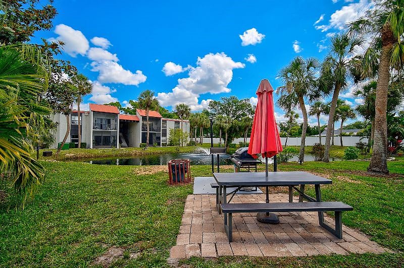 Furnished Finder property 516844_1 photo 14