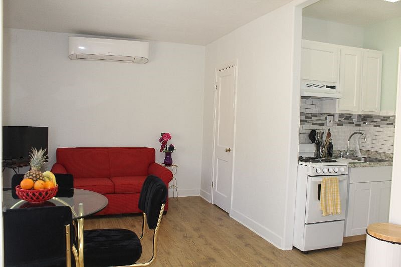 Furnished Finder property 516848_1 photo 9