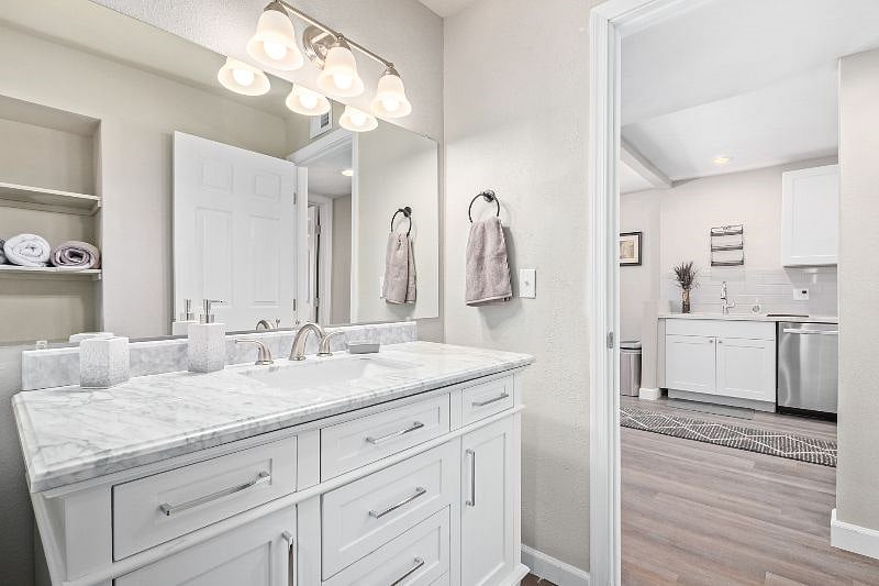 Furnished Finder property 516860_1 photo 11