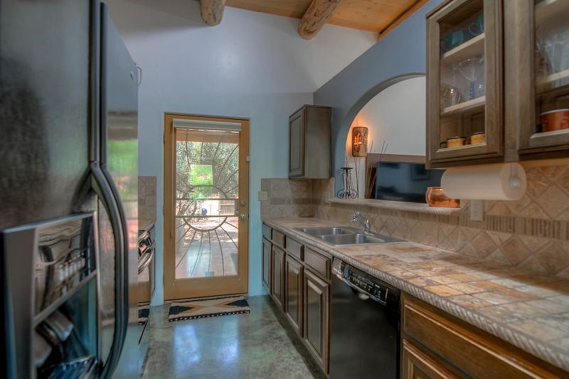 Furnished Finder property 516869_1 photo 18