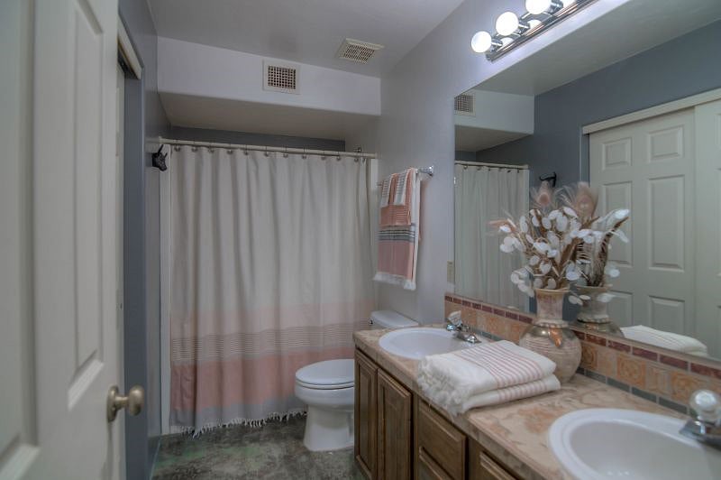 Furnished Finder property 516869_1 photo 12