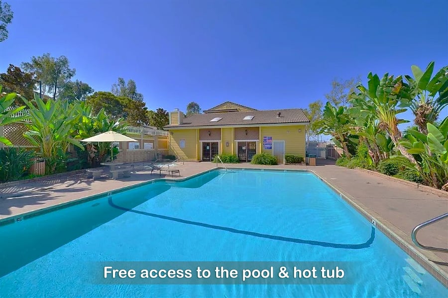 Your stay in San Diego just got even better with free pool & hot tub experience
