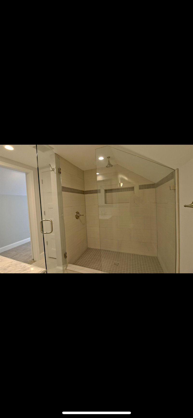 Shower big enough for 2!