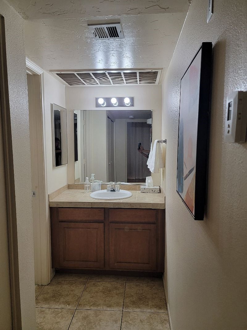 Furnished Finder property 517001_1 photo 5