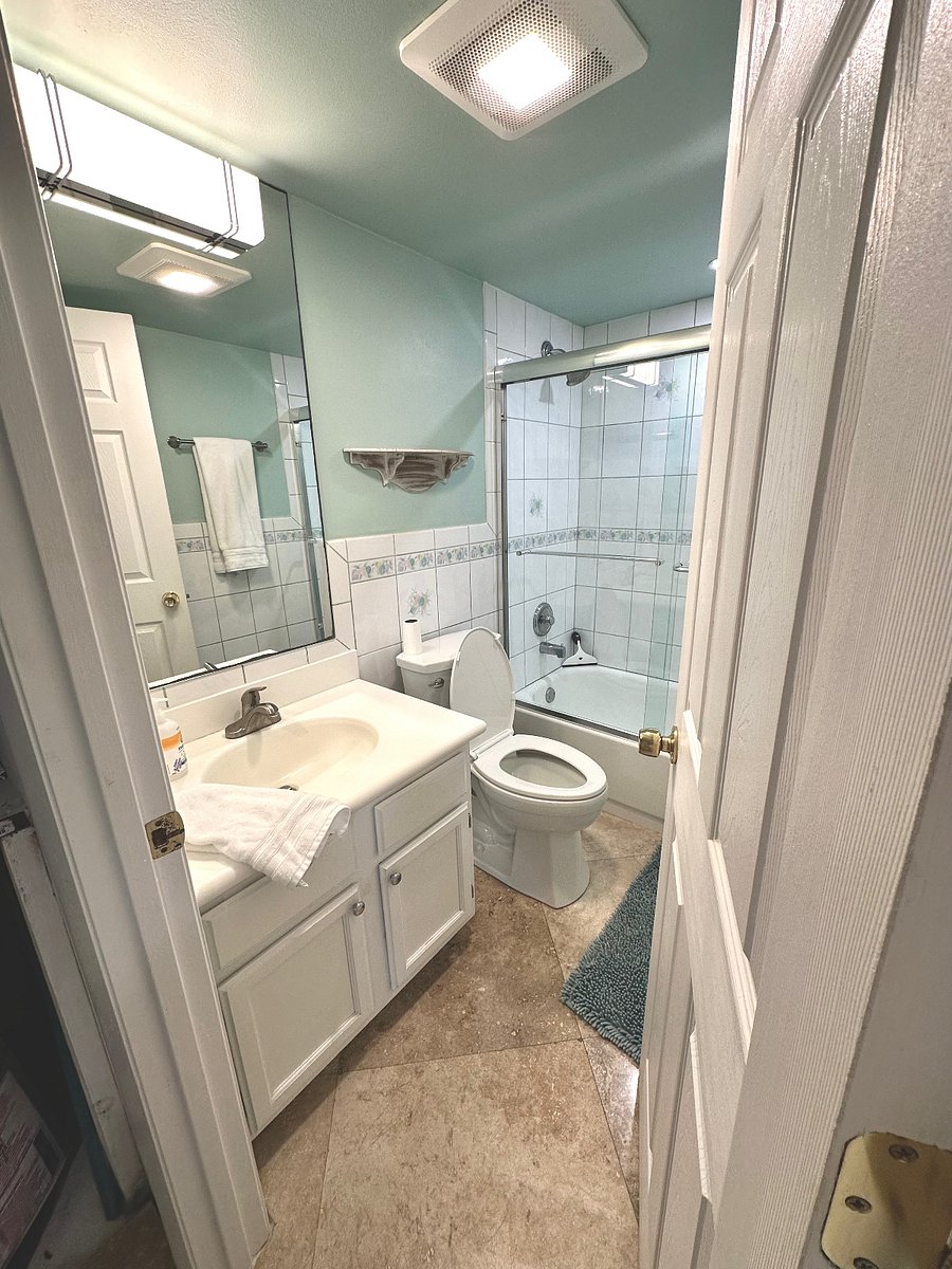 Secondary bathroom