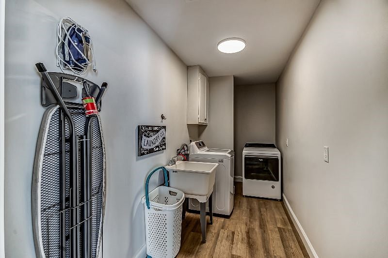 Furnished Finder property 517115_1 photo 11