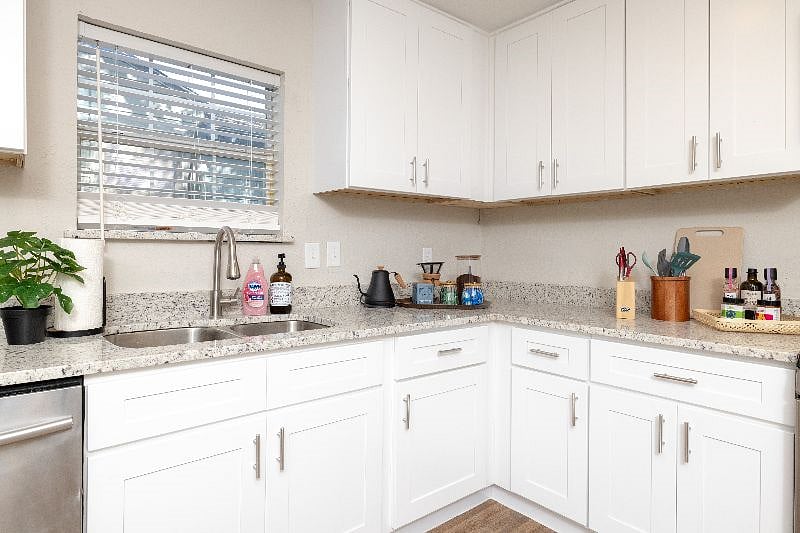 Furnished Finder property 517130_1 photo 8