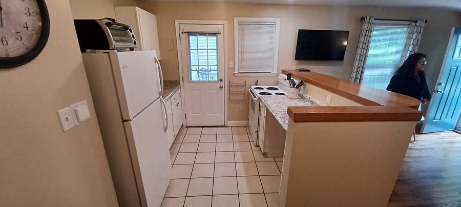 Furnished Finder property 517140_1 photo 2
