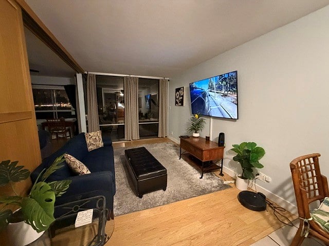 Furnished Finder property 517203_1 photo 3