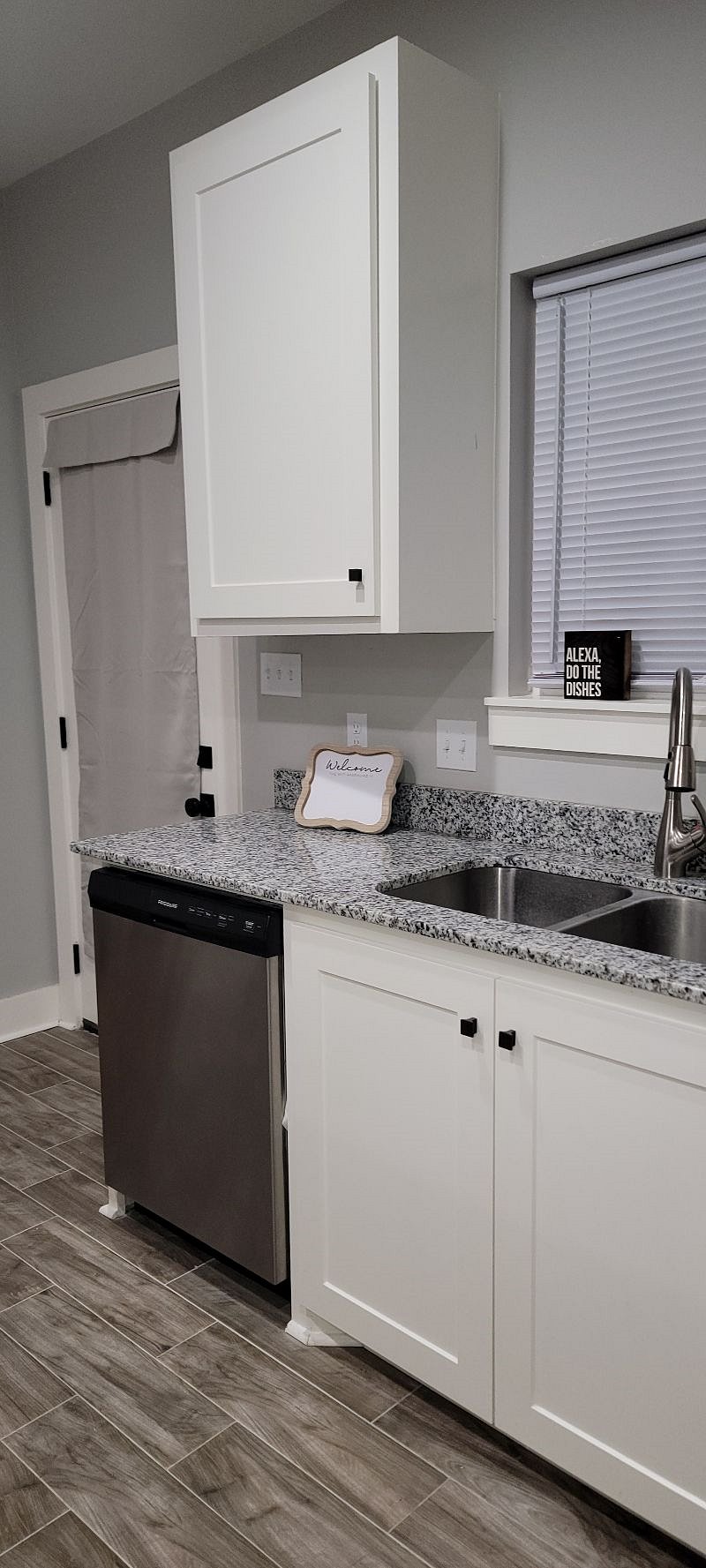 Furnished Finder property 517280_1 photo 11