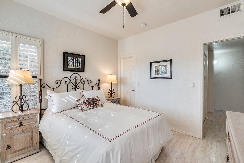 Second bedroom