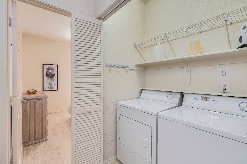 Furnished Finder property 517296_1 photo 18