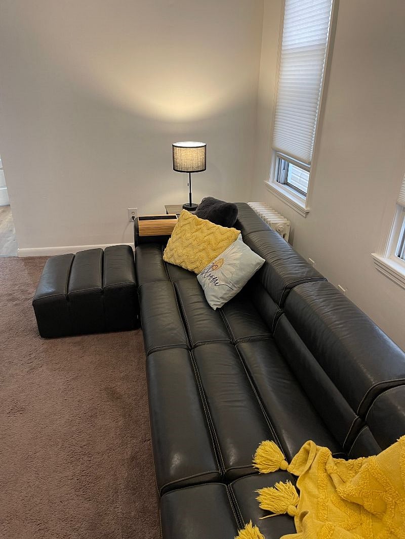 Sofa.
