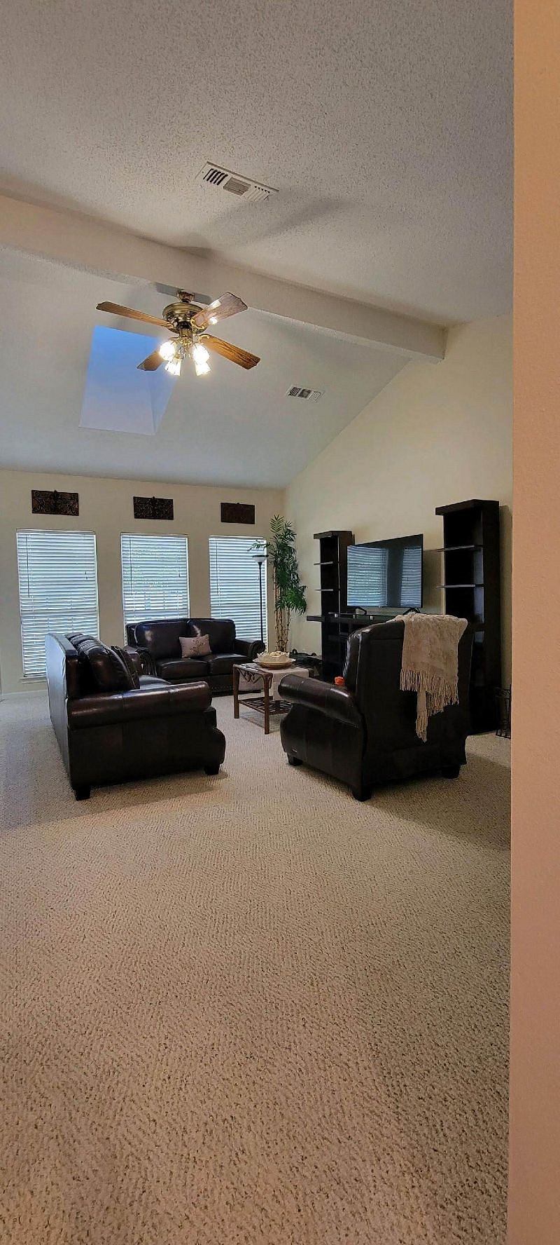 Furnished Finder property 517420_1 photo 4