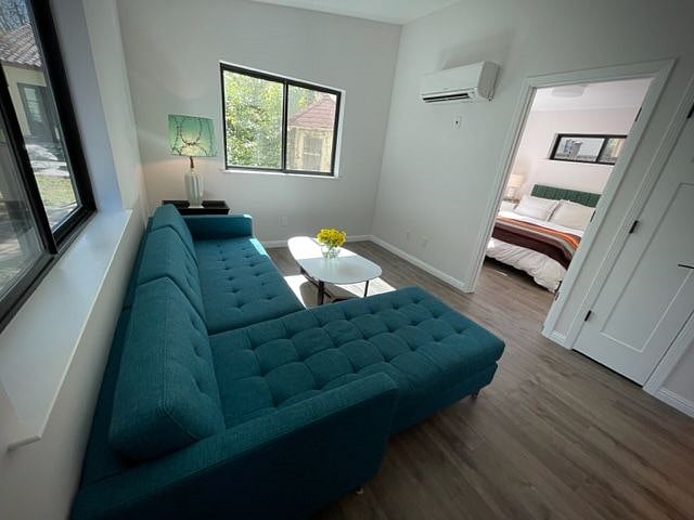 Furnished Finder property 517439_1 photo 16