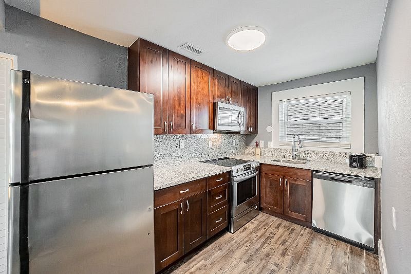 Furnished Finder property 517490_1 photo 10