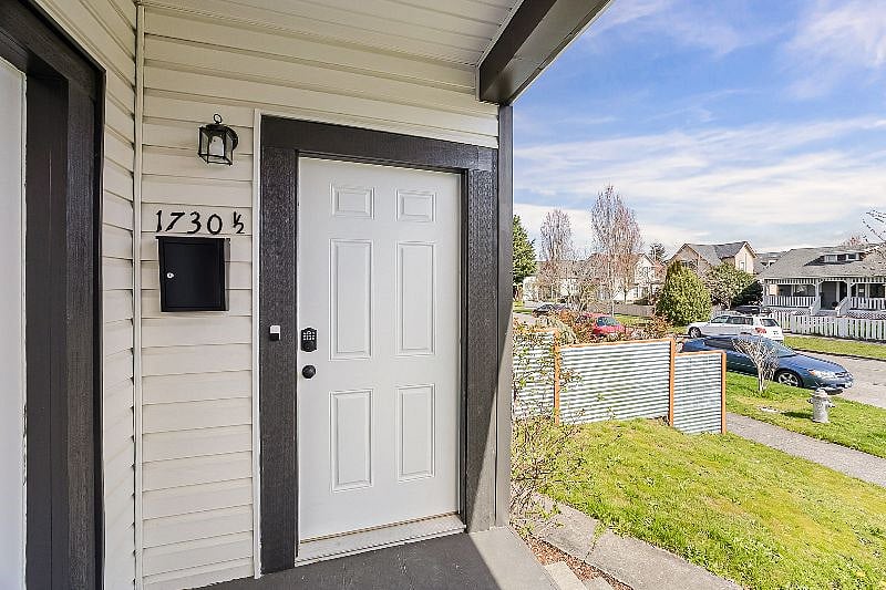Furnished Finder property 517490_1 photo 12