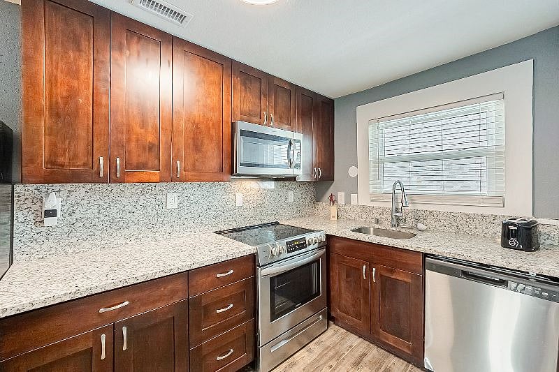 Furnished Finder property 517490_1 photo 19