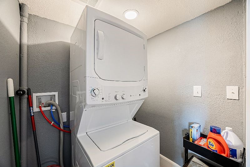 Furnished Finder property 517490_1 photo 23