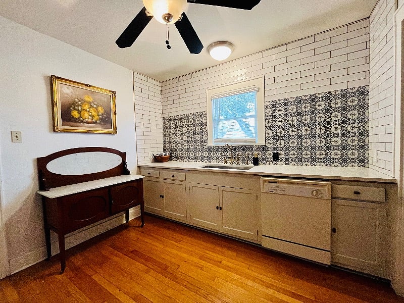 Furnished Finder property 517493_1 photo 21