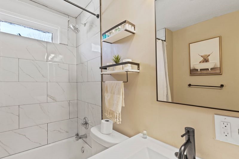 Furnished Finder property 517546_1 photo 34