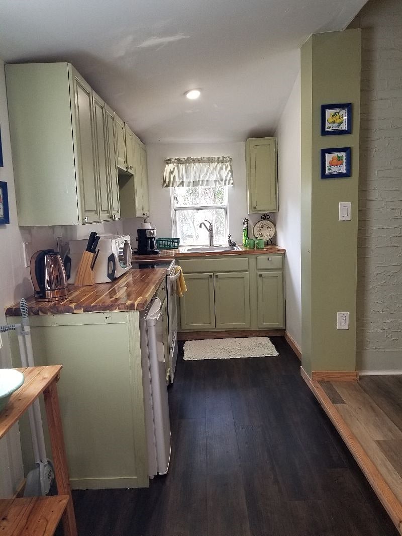 Furnished Finder property 517554_1 photo 14