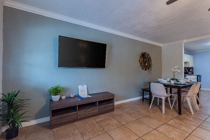 Furnished Finder property 517591_1 photo 3