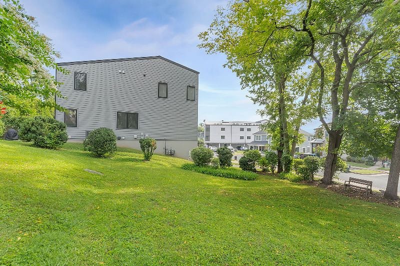 Furnished Finder property 517593_1 photo 12