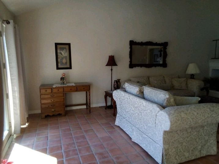 Furnished Finder property 517628_1 photo 9
