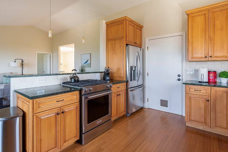 Furnished Finder property 517639_1 photo 10