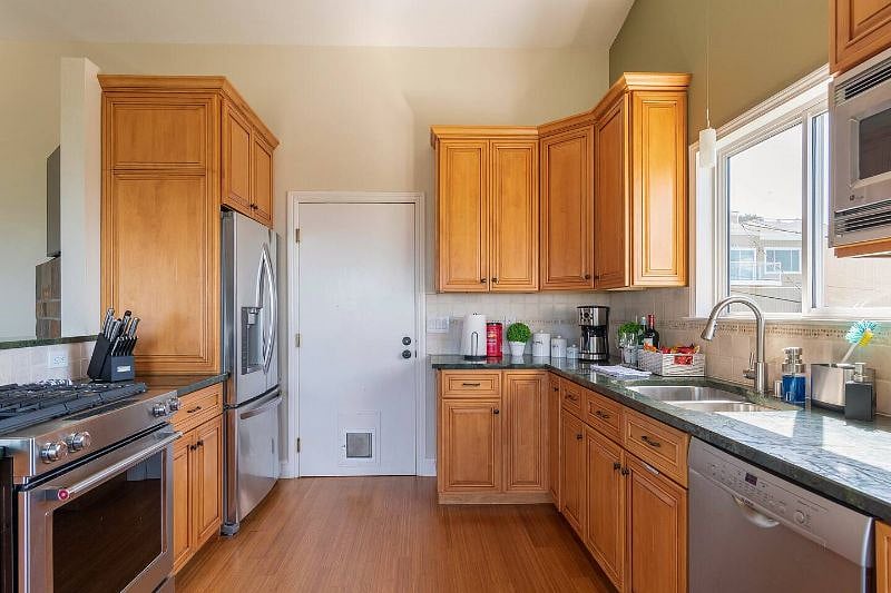 Furnished Finder property 517639_1 photo 11