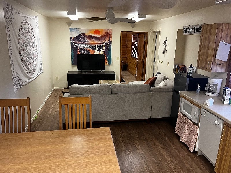 Furnished Finder property 517705_2 photo 3