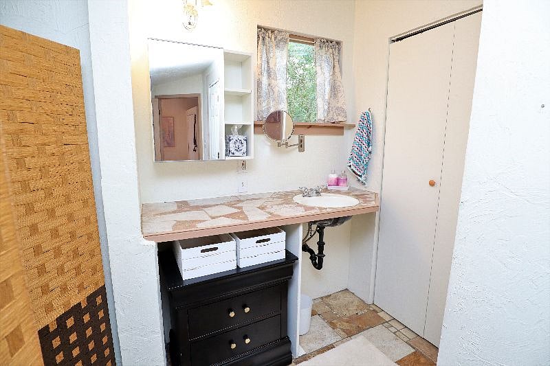 Furnished Finder property 517748_1 photo 9