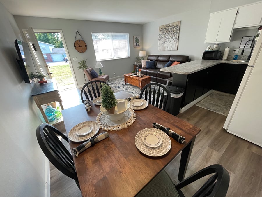 Furnished Finder property 517773_3 photo 2