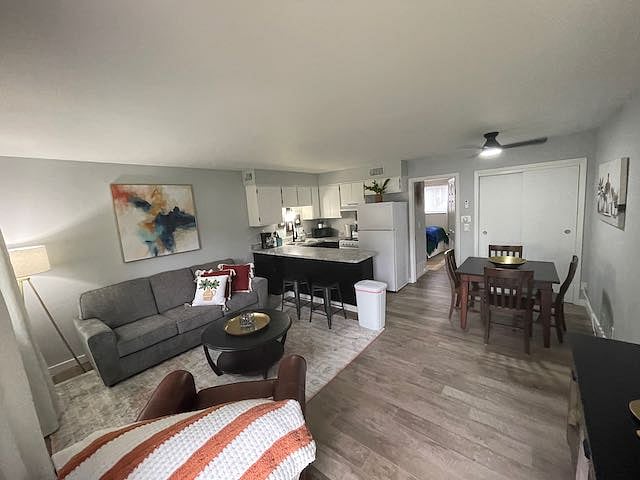 Furnished Finder property 517773_4 photo 1